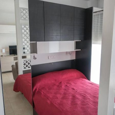 Apartment Victoria, Cozy Studio Flat Near Leonardo Academy Sesto Calende Exteriér fotografie