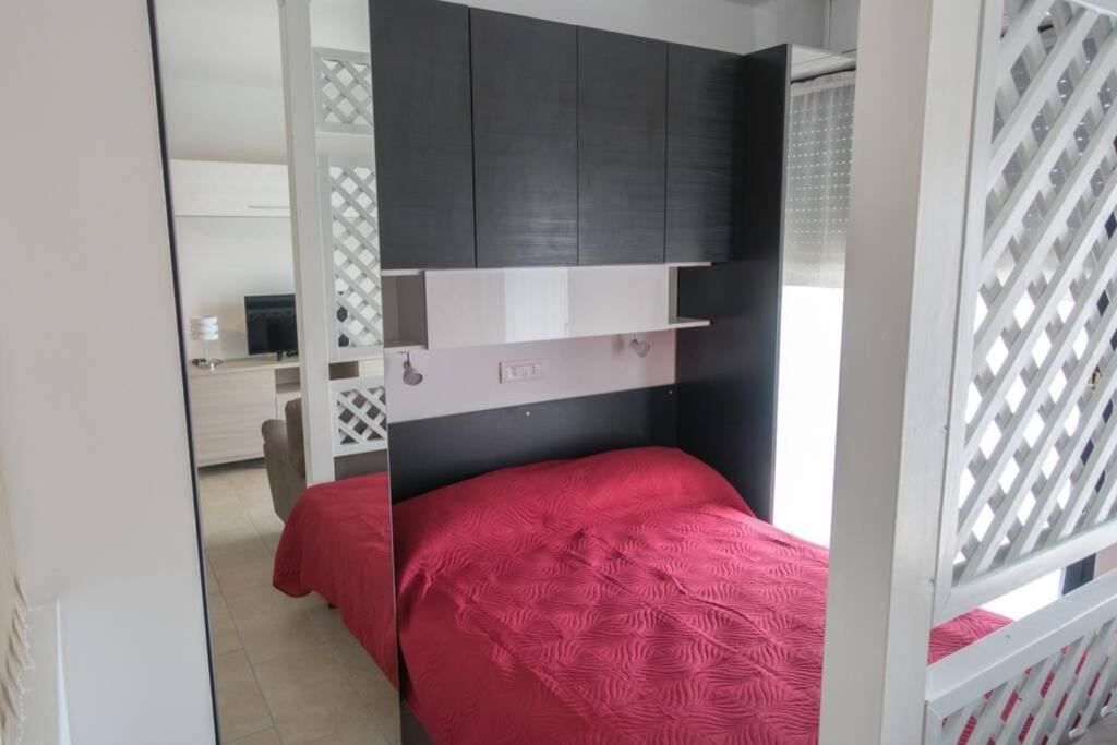 Apartment Victoria, Cozy Studio Flat Near Leonardo Academy Sesto Calende Exteriér fotografie